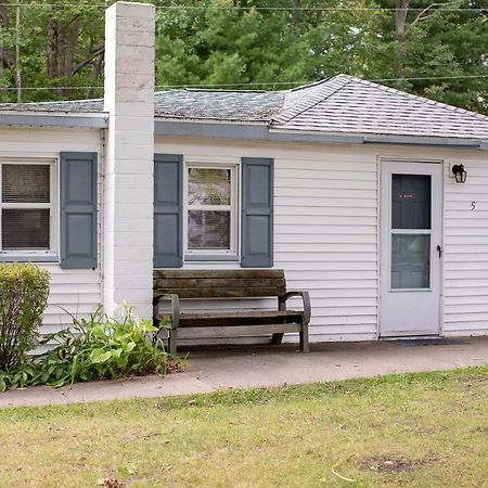 Stefan'S R&R Resort Lincoln Junction Exterior photo