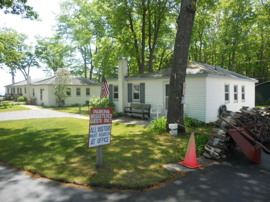 Stefan'S R&R Resort Lincoln Junction Exterior photo